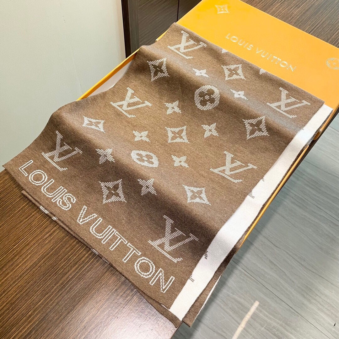 Louis Vuitton scarf 32x180cm