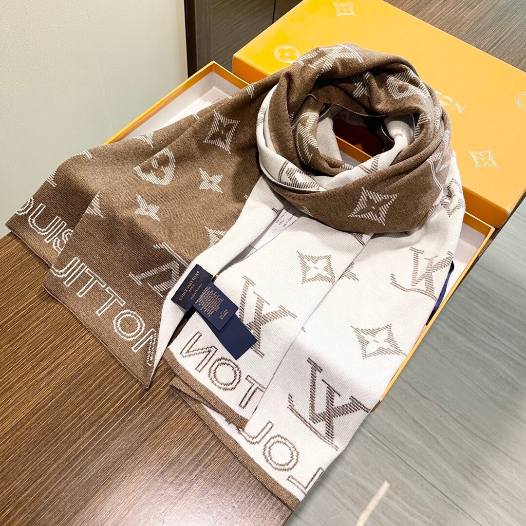 Louis Vuitton scarf 32x180cm