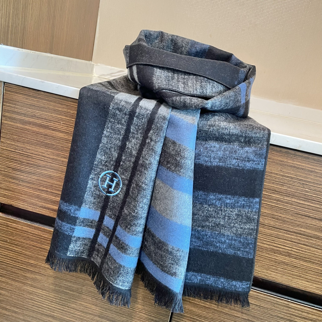 H**me5 scarf 45x180cm