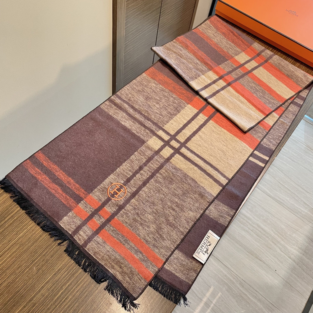 H**me5 scarf 45x180cm