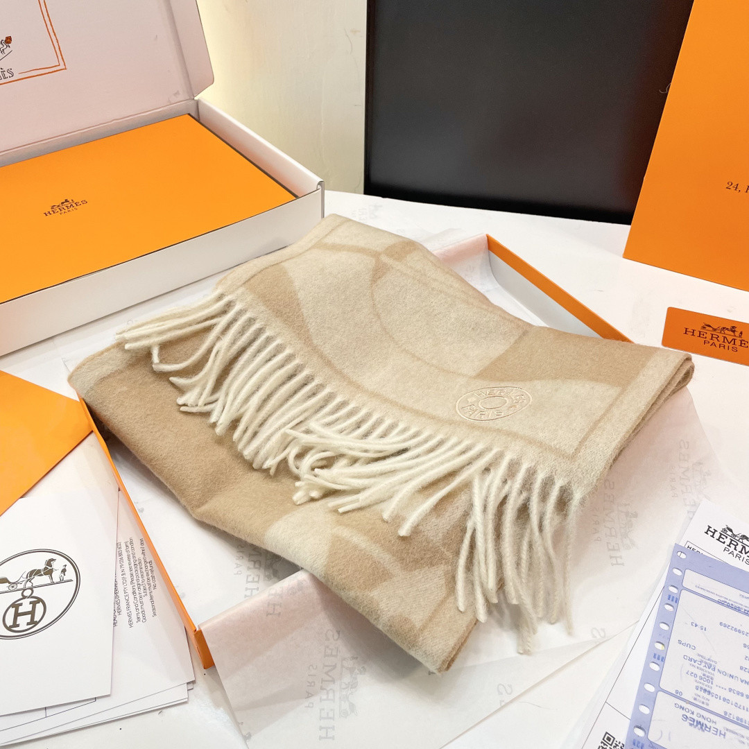 H**me5 scarf 35x200cm