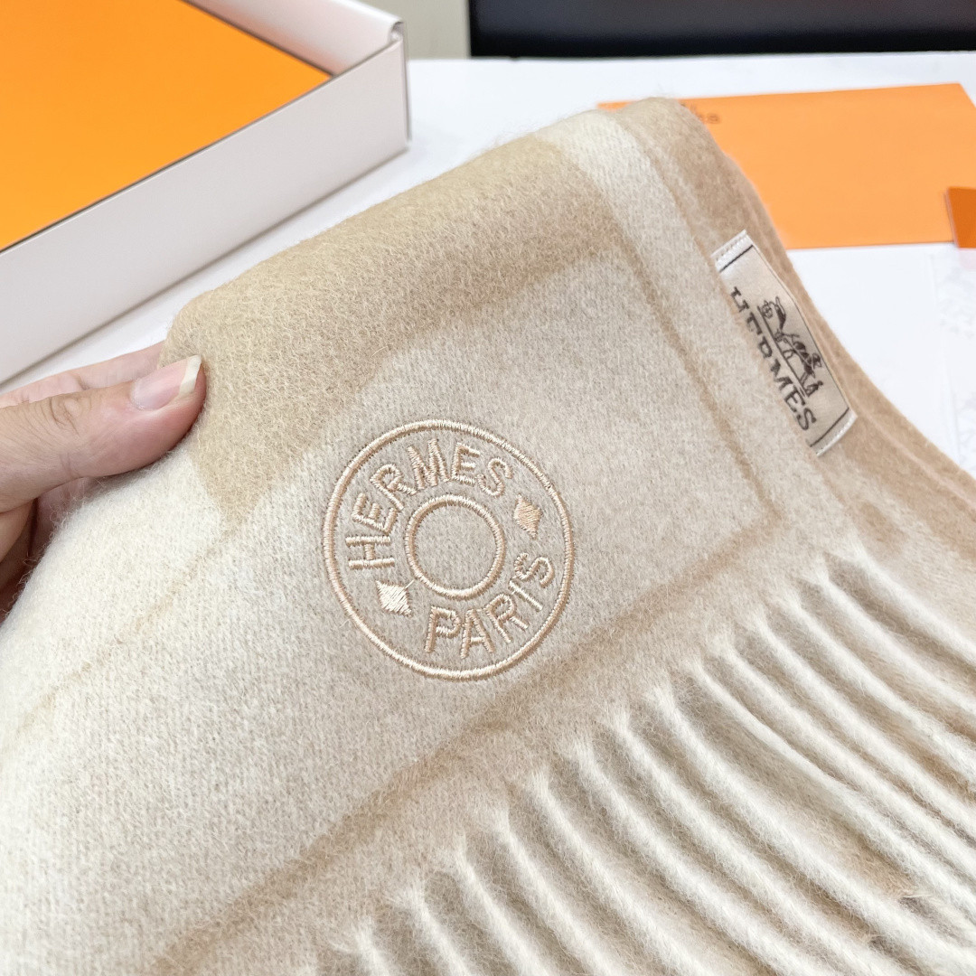 H**me5 scarf 35x200cm