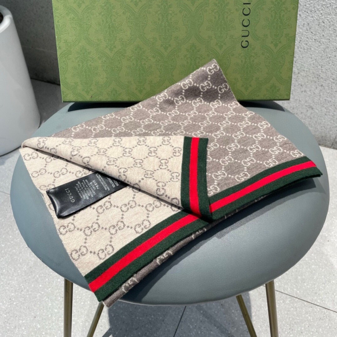 Gucci scarf 32x180cm
