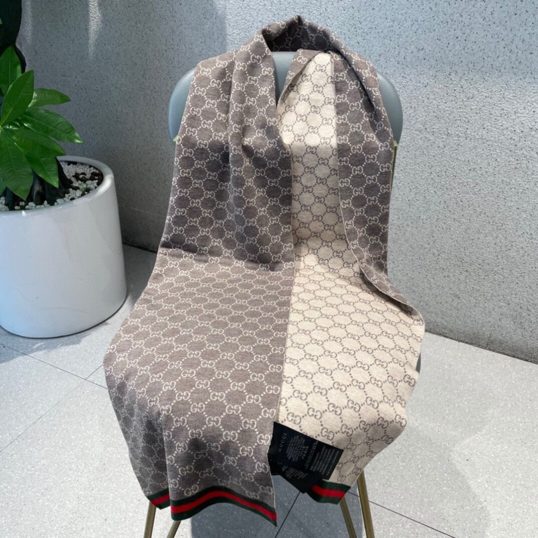 Gucci scarf 32x180cm