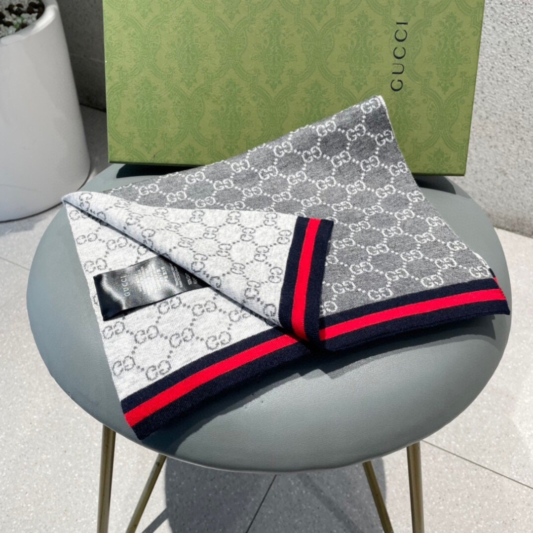 Gucci scarf 32x180cm