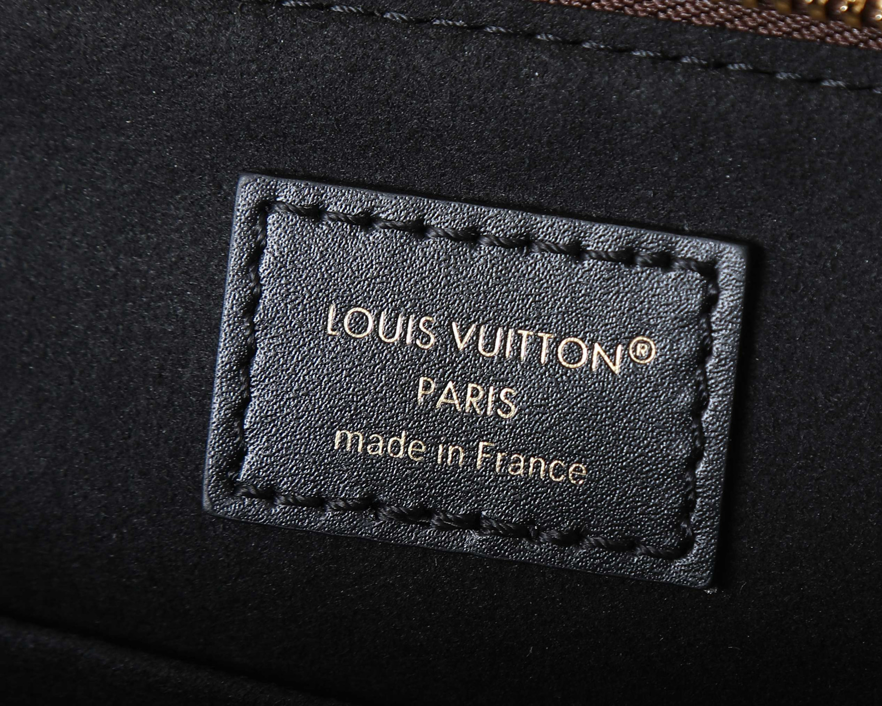 LV ALMA TRUNK BB Handbag M26084 19x11x22cm