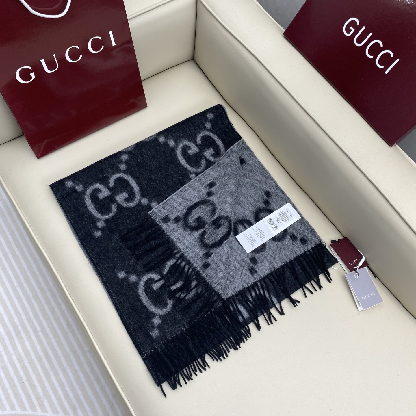 Gucci scarf 45x200cm 100% cashmere
