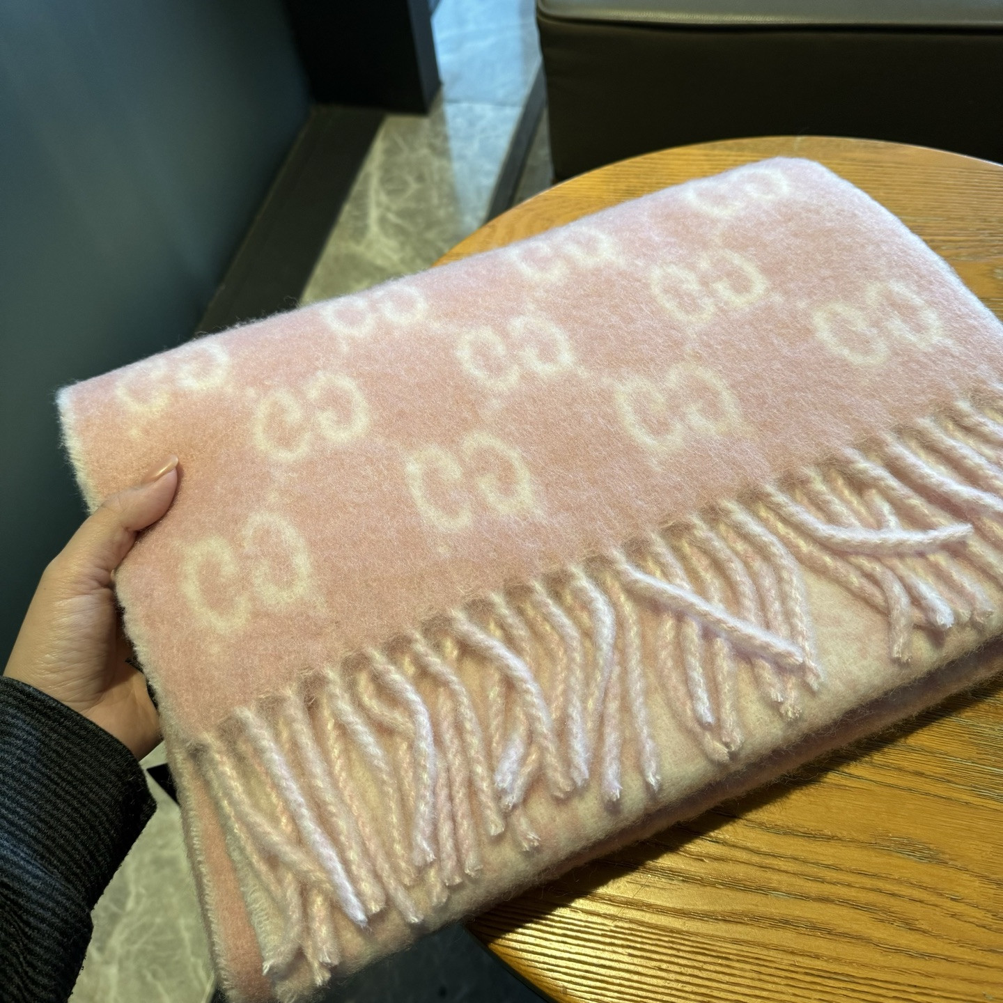 Gucci Gradient-colored scarf 200x37cm