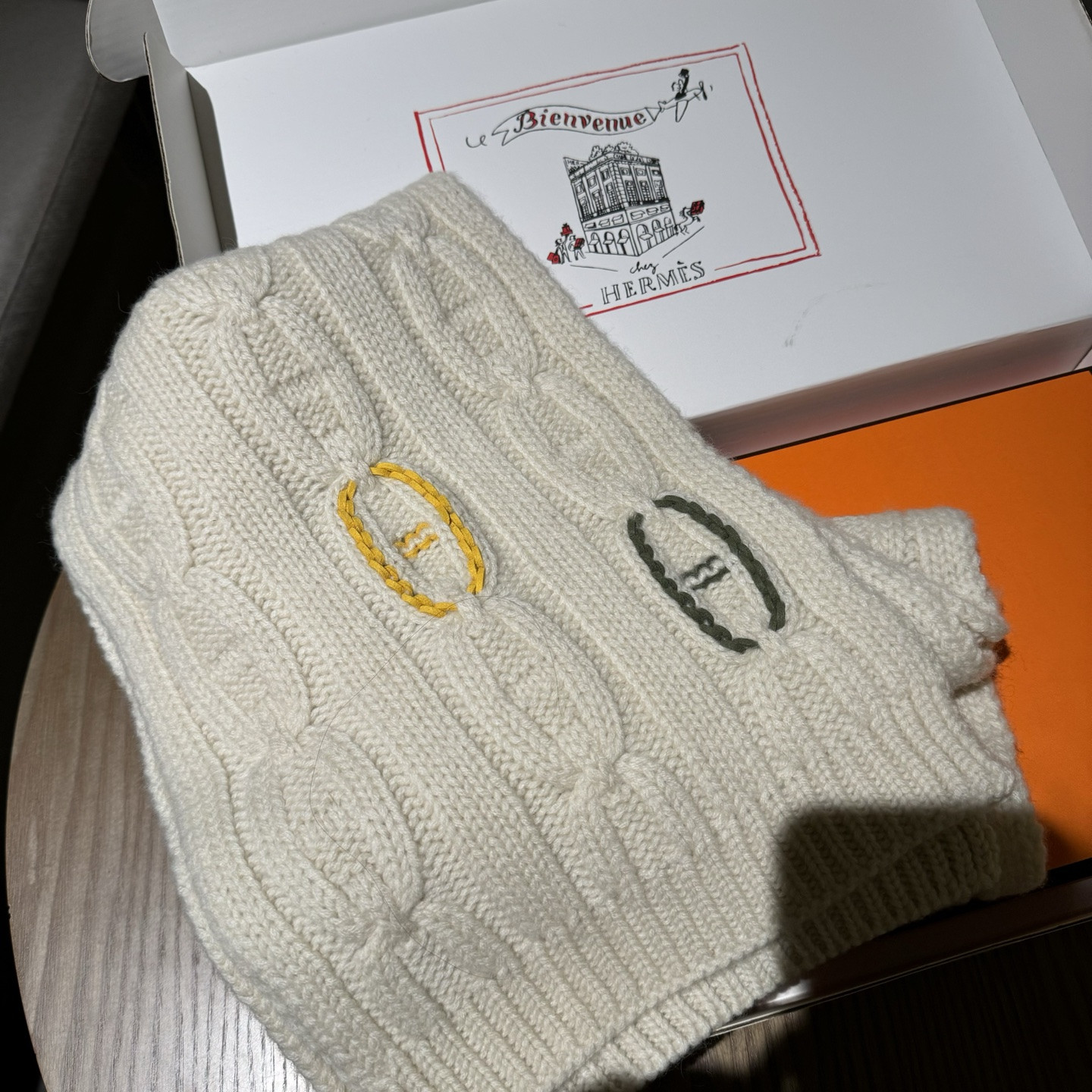 H**me5 scarf 30x200cm