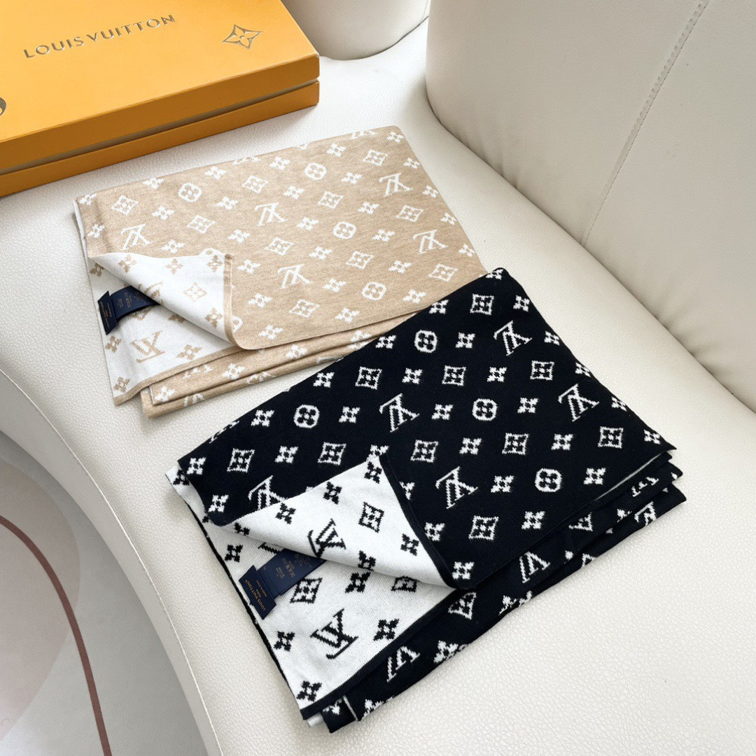 Louis Vuitton scarf 32x180cm