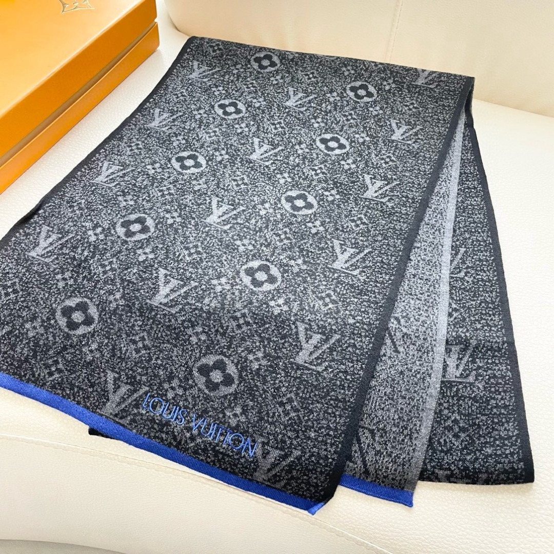 Louis Vuitton scarf 32x180cm 100% knitted cashmere