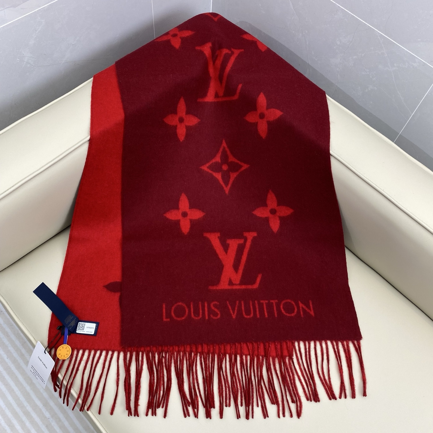 Louis Vuitton Reykjavik scarf 45x190cm 100% cashmere