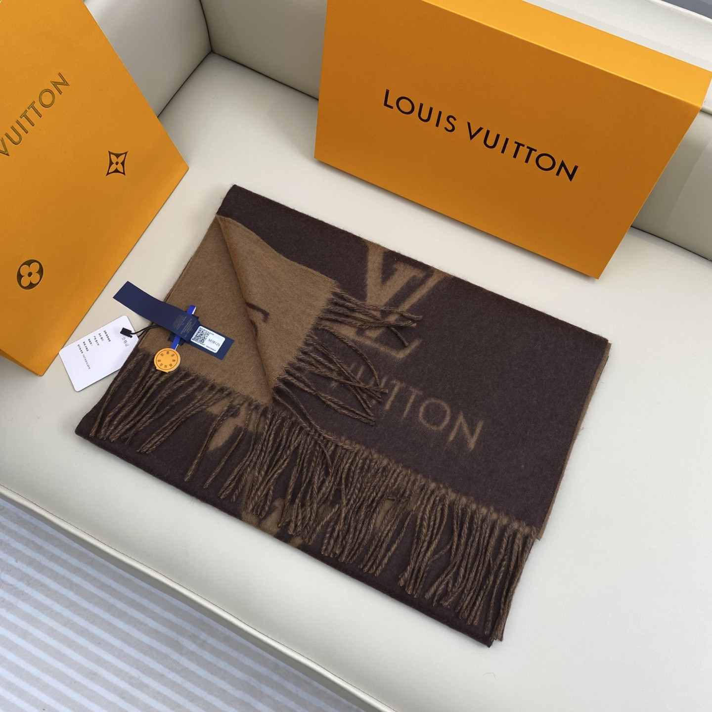 Louis Vuitton Reykjavik scarf 45x190cm 100% cashmere