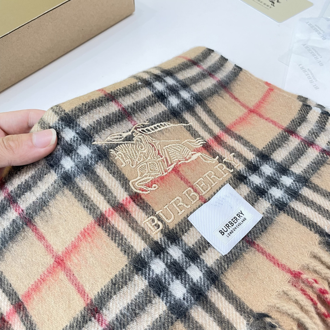 Bv*b*rry scarf 30x190cm