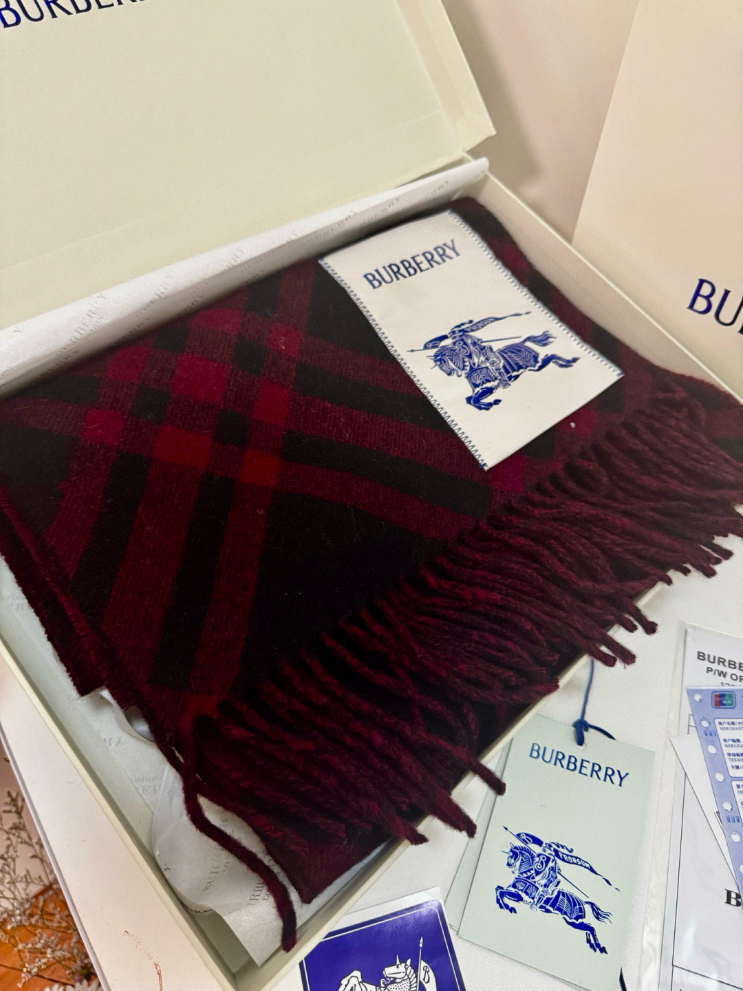 Bv*b*rry scarf 30x180cm 100% cashmere