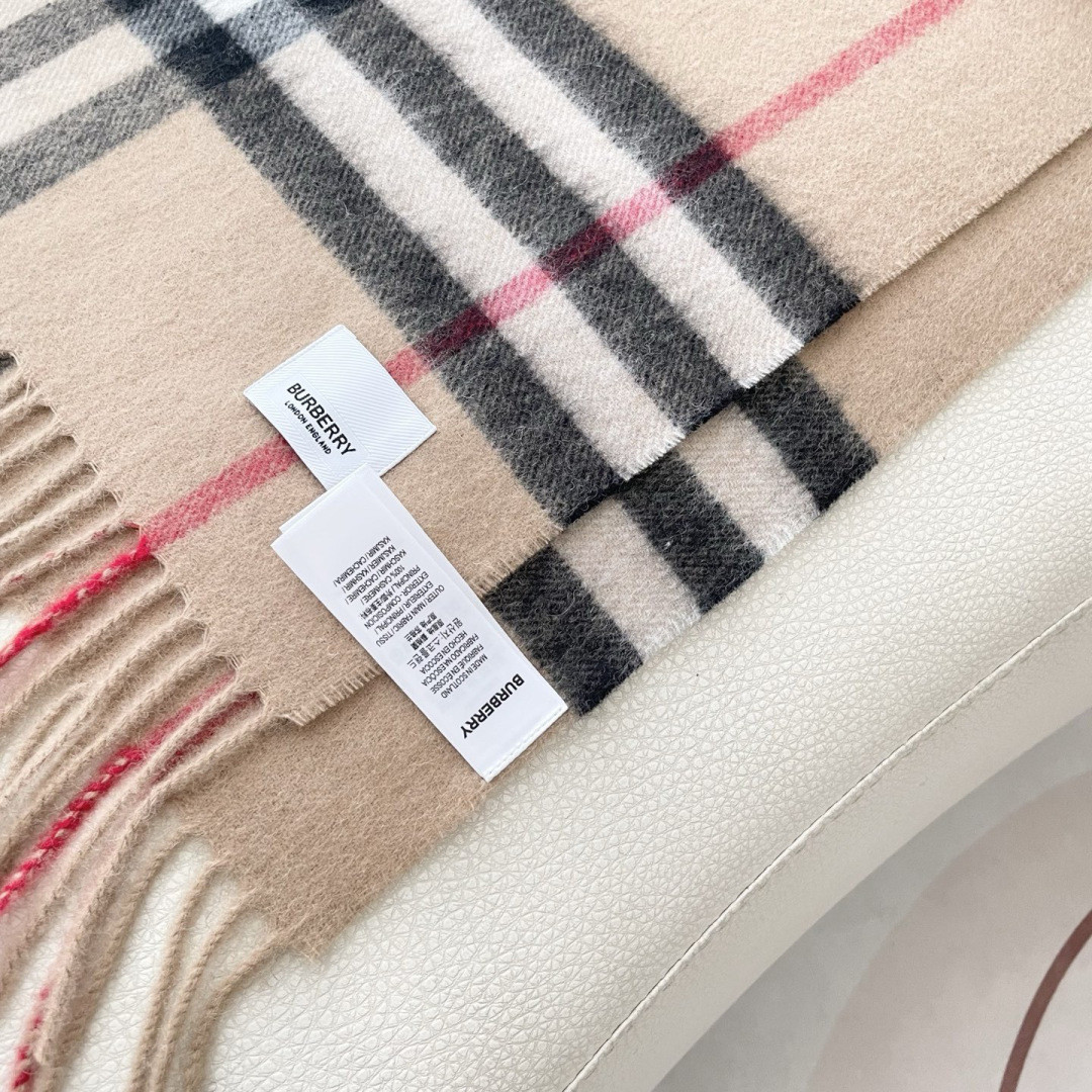 Bv*b*rry scarf 45x210cm