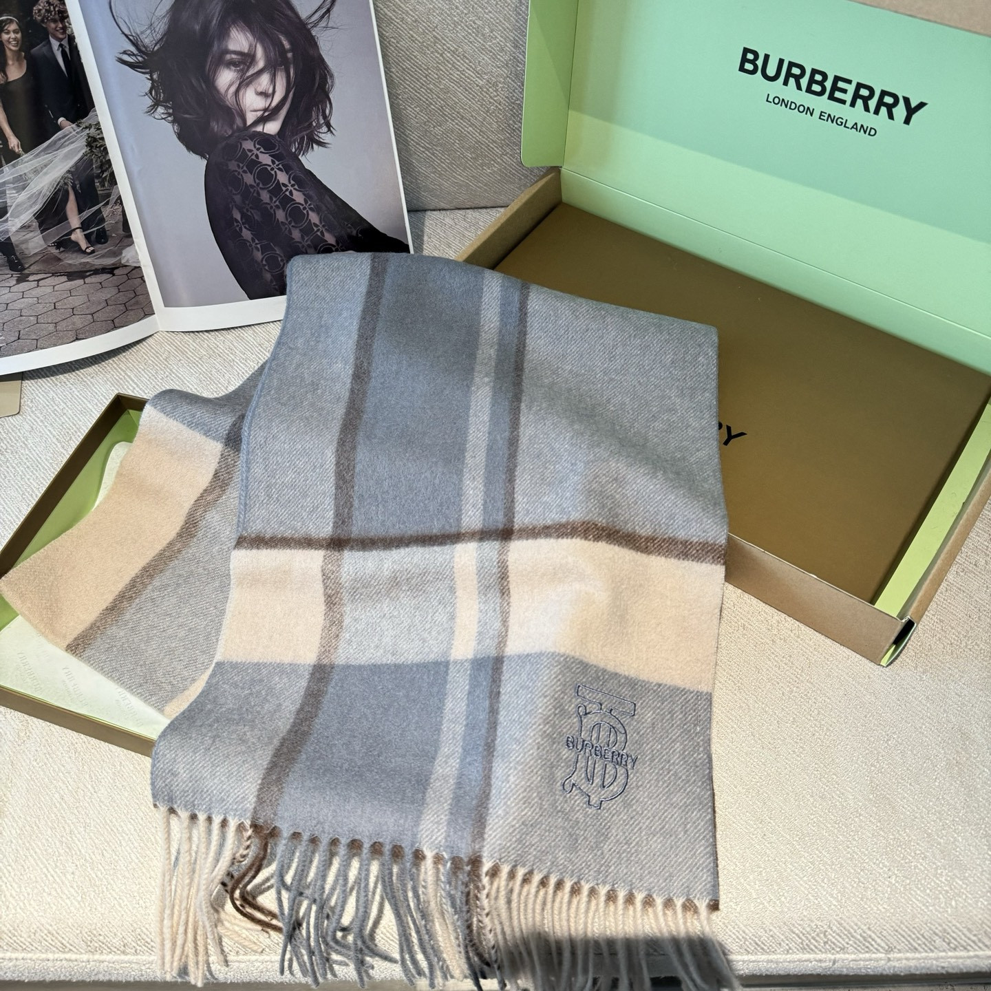 Bv*b*rry scarf 30x168cm 100% cashmere