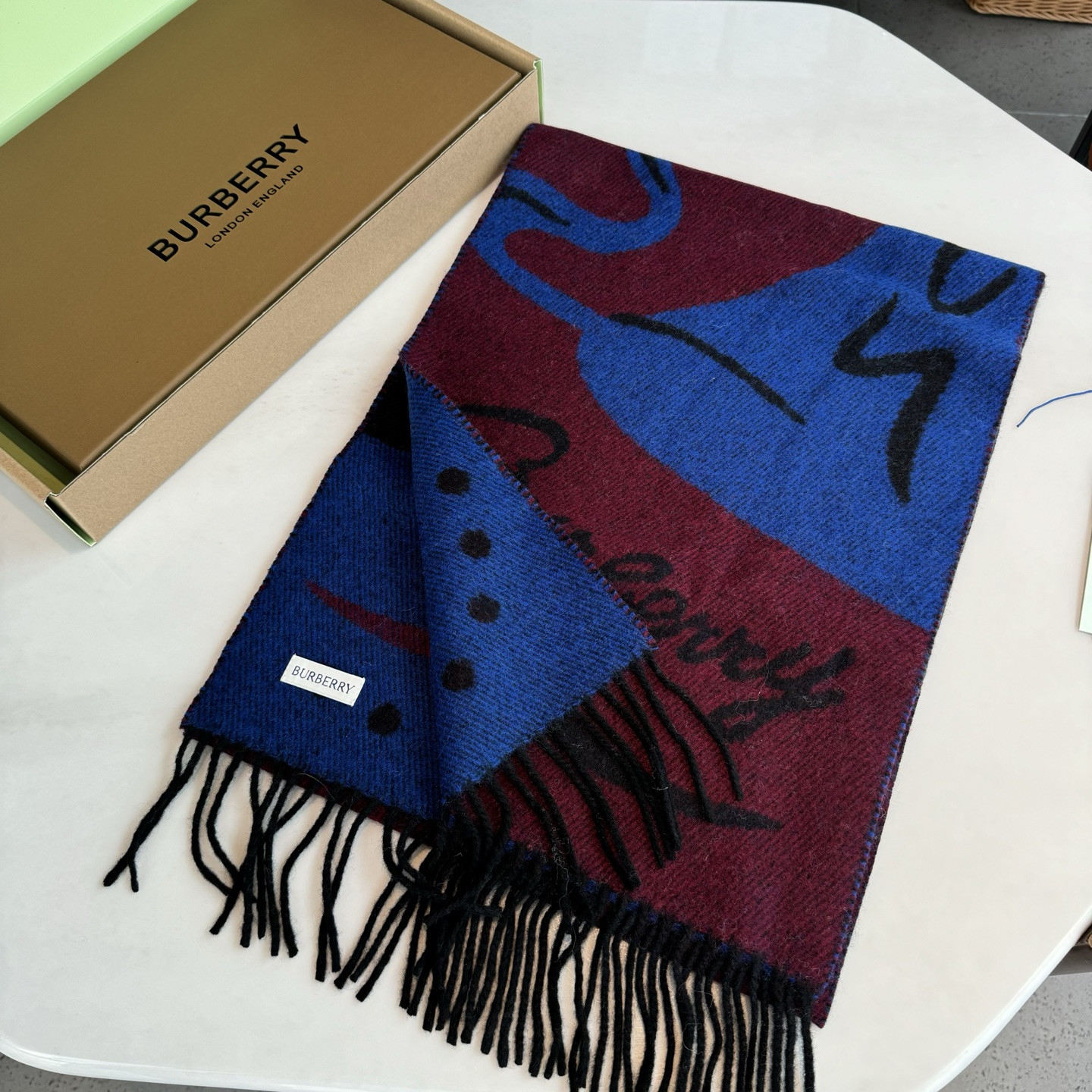 Bv*b*rry scarf 30x180cm