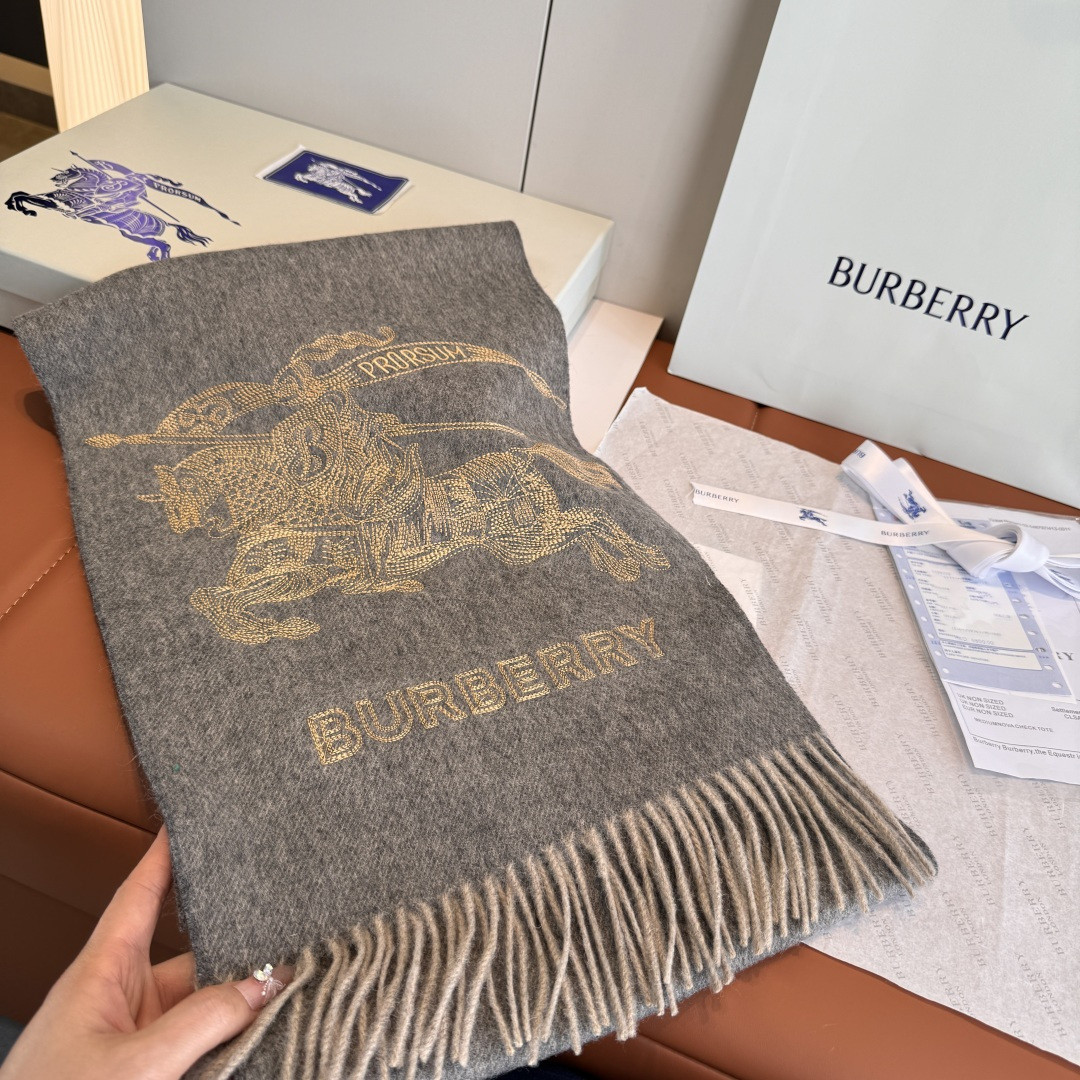 Bv*b*rry scarf 30x200cm