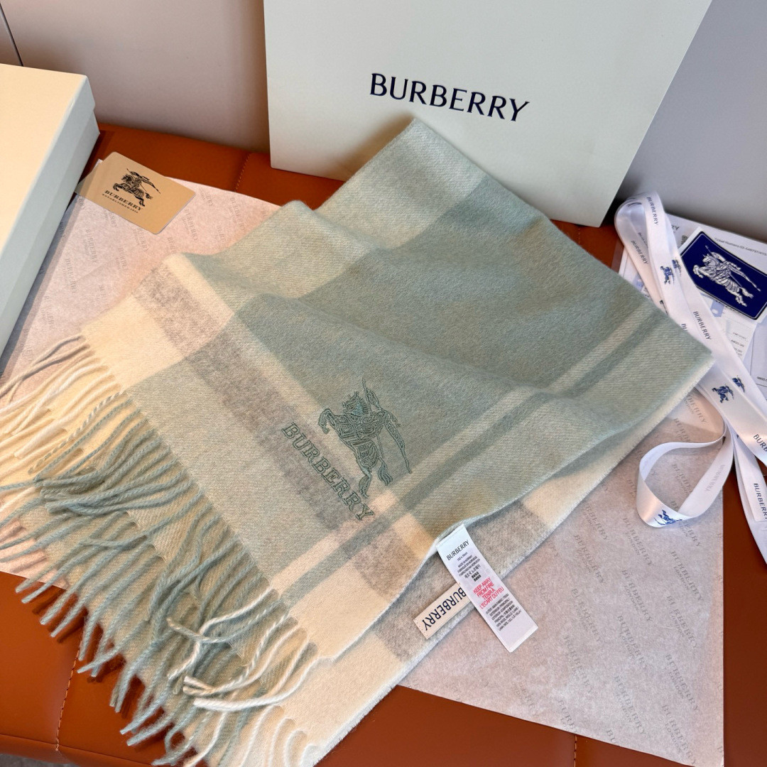 Bv*b*rry scarf 32x180cm 100% cashmere