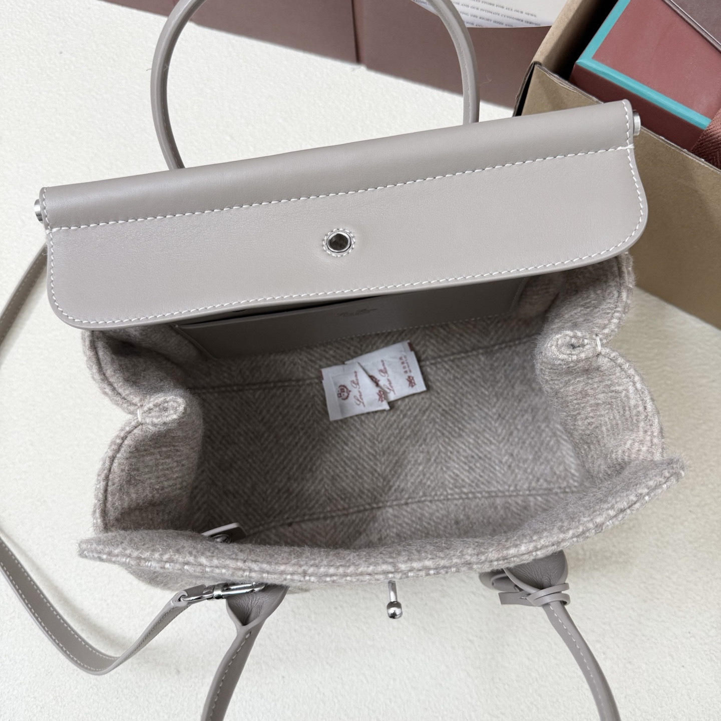 L0r0 P1ana Loom L25 25x18x12.5cm