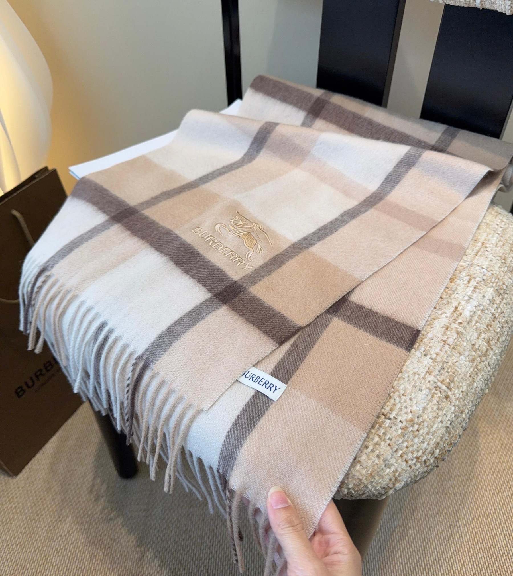 Burberry scarf 30x180cm