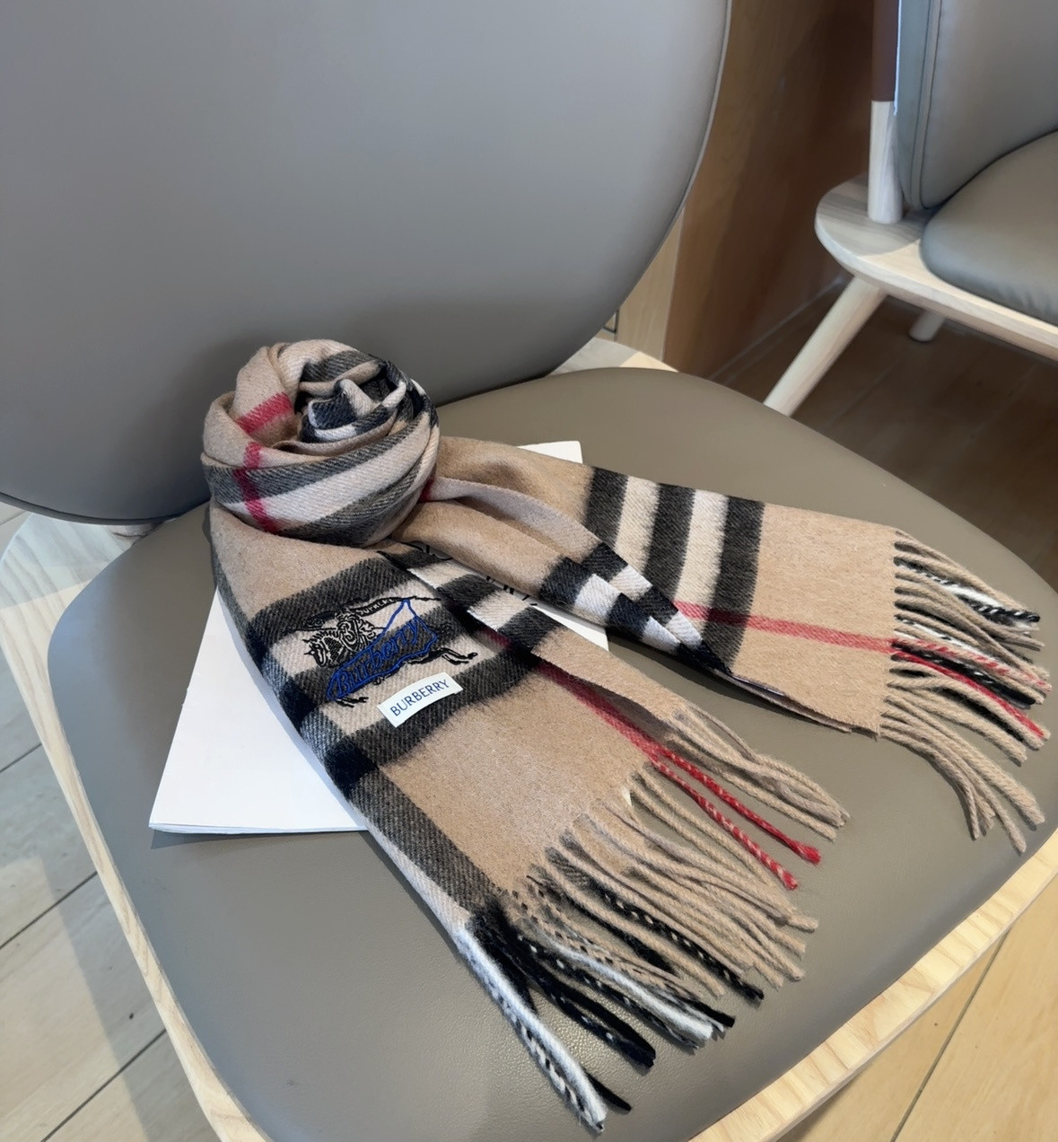 Bv*b*rry scarf 30x180cm