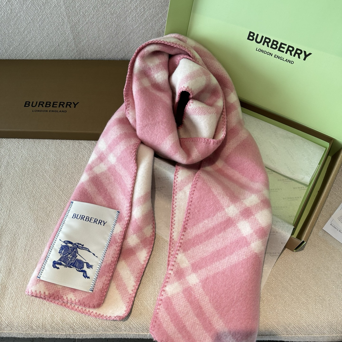 Bv*b*rry scarf 30x182cm 100% wool