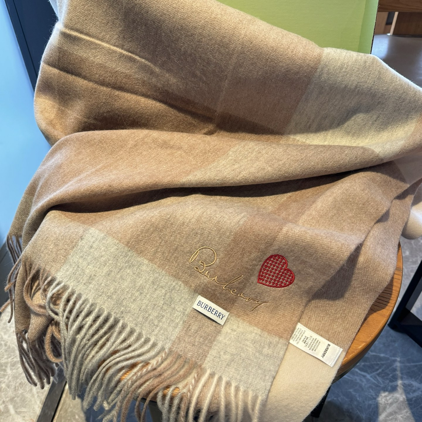 Bv*b*rry scarf 60x180cm 100% lambswool