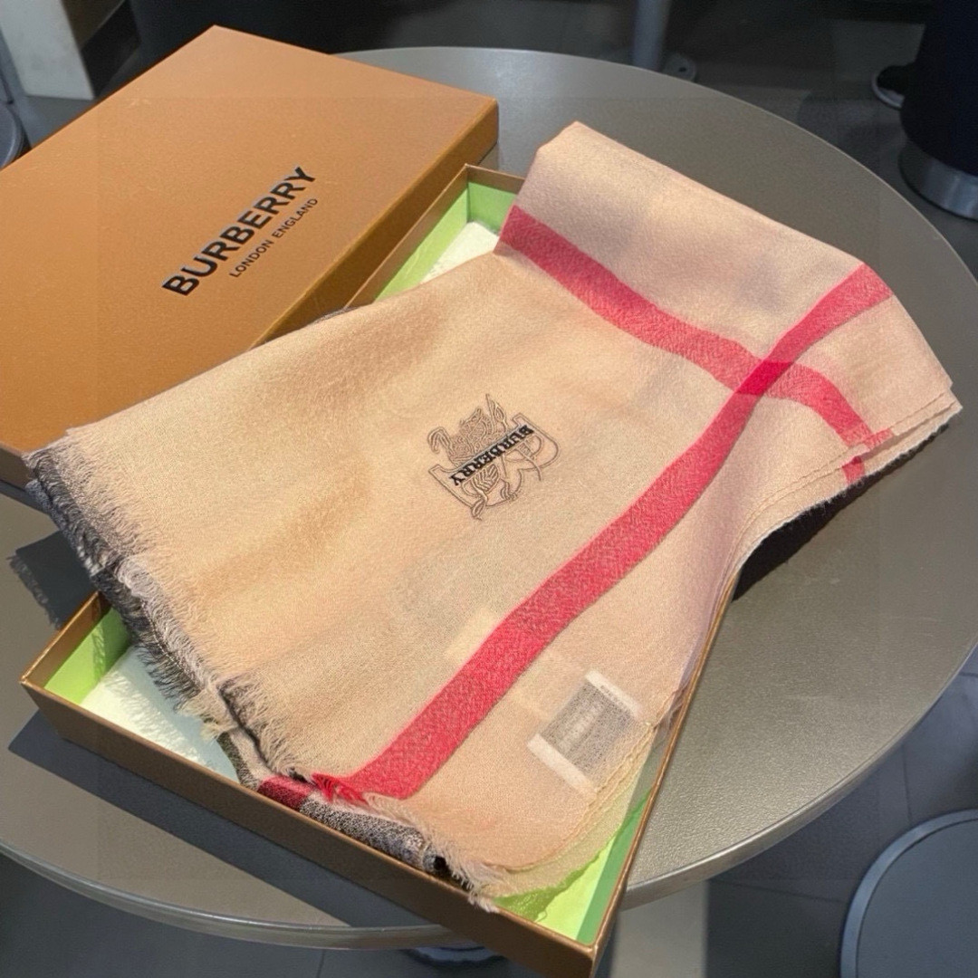 Bv*b*rry scarf 90x200cm