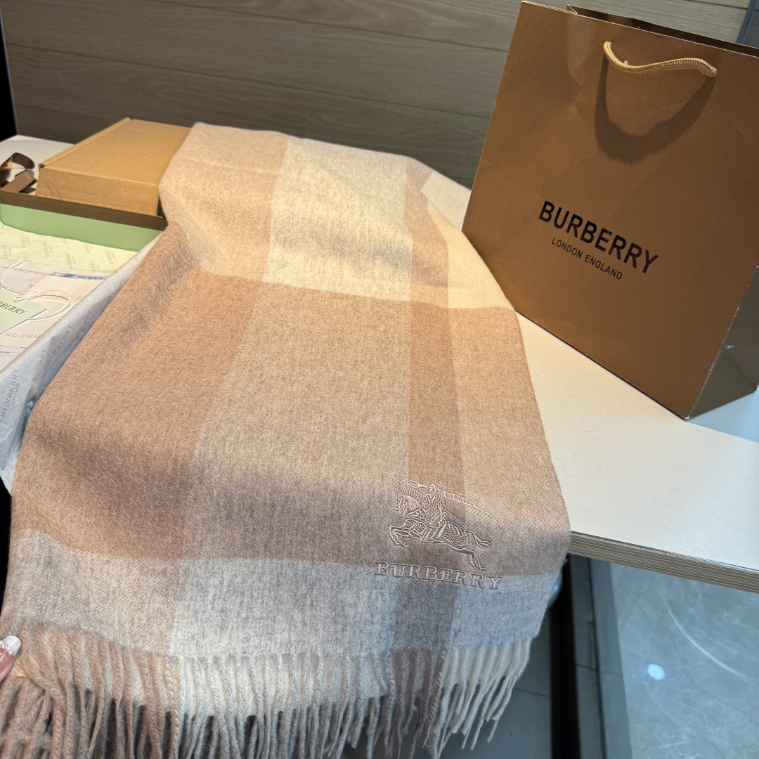 Bv*b*rry scarf 60x180cm 100% lambswool