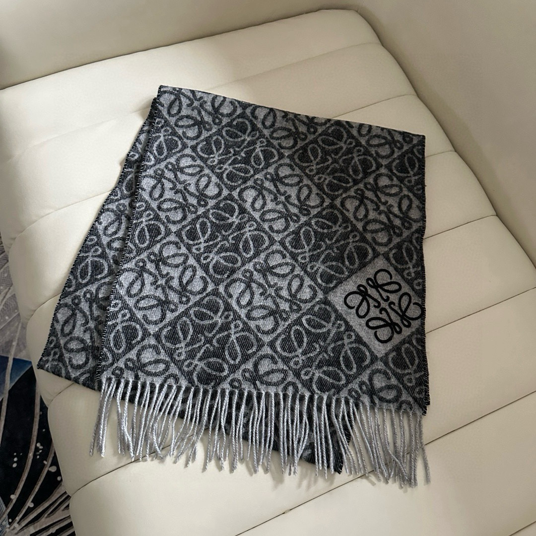 L0ew* scarf 38x180cm