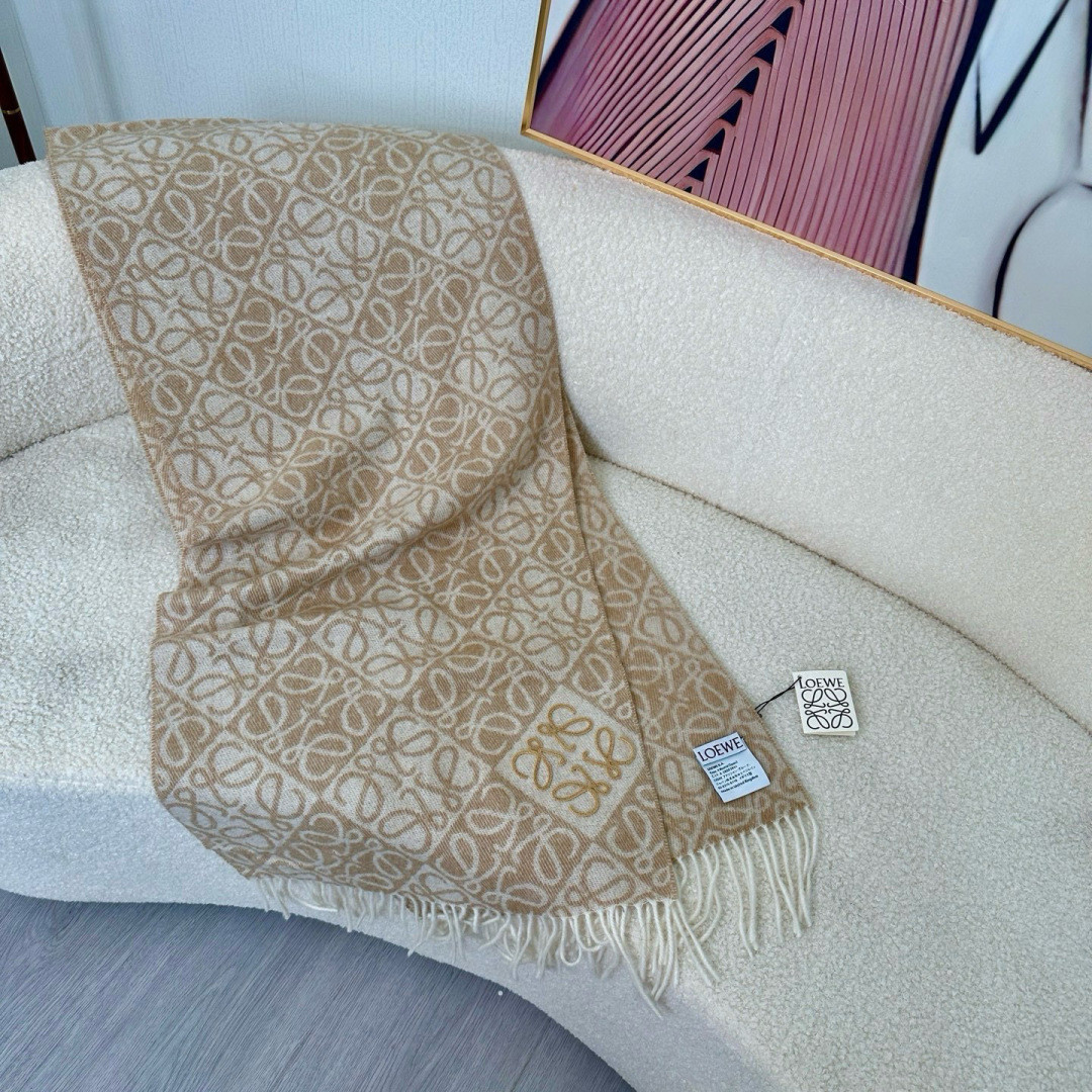 L0ew* scarf 38x180cm