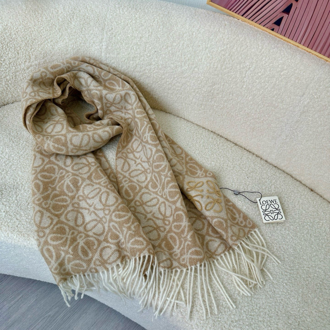 L0ew* scarf 38x180cm