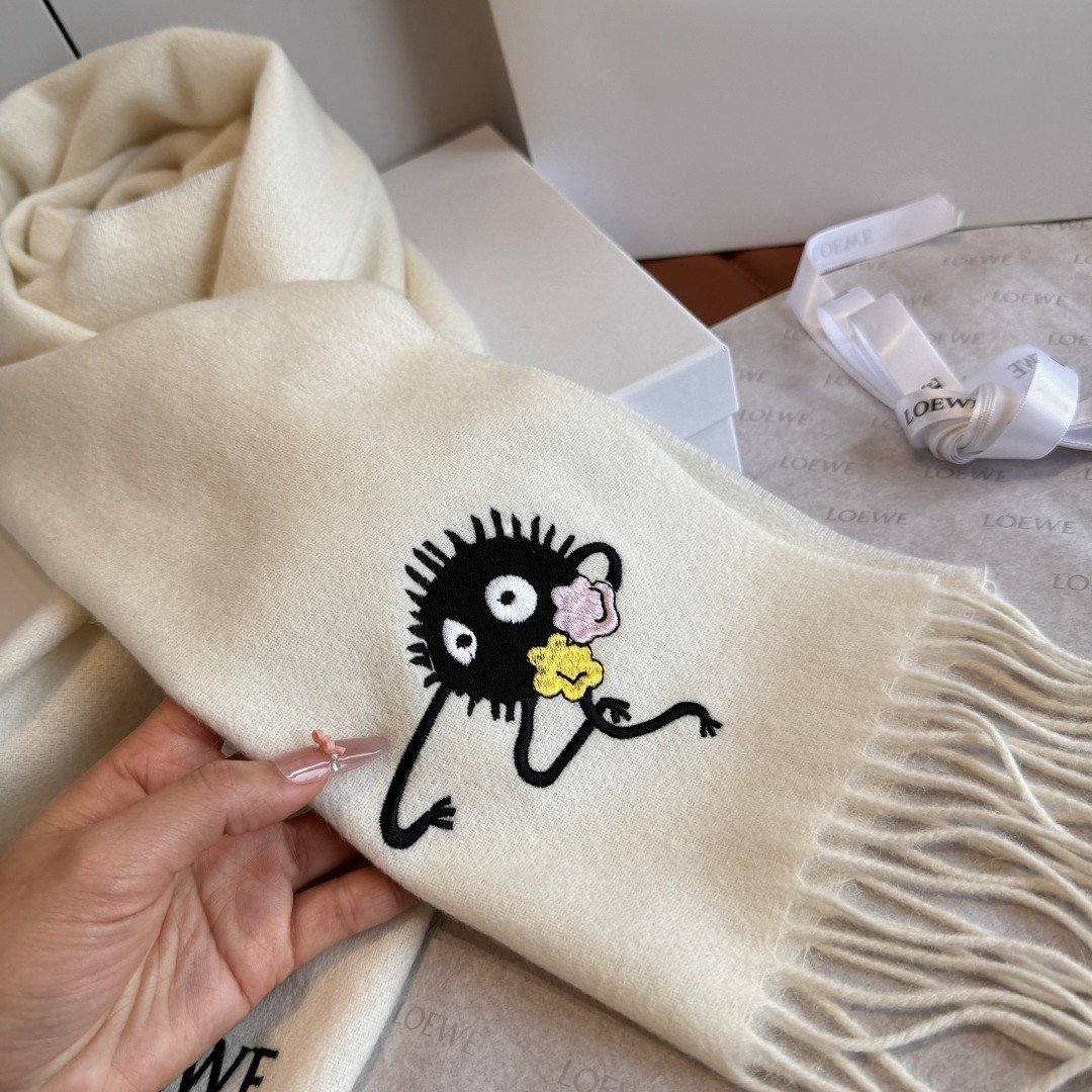 L0ew* scarf 30x180cm