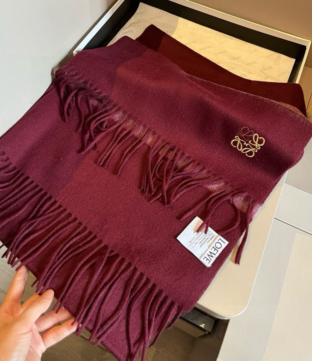 L0ew* scarf 35x180cm