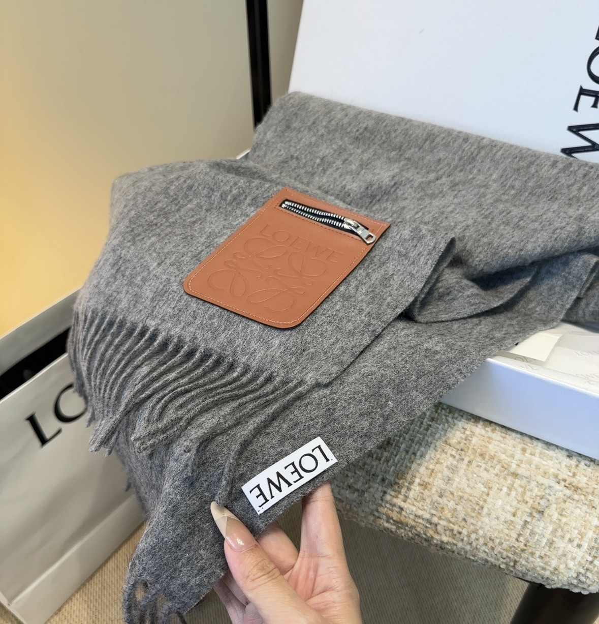 L0ew* scarf 30x180cm