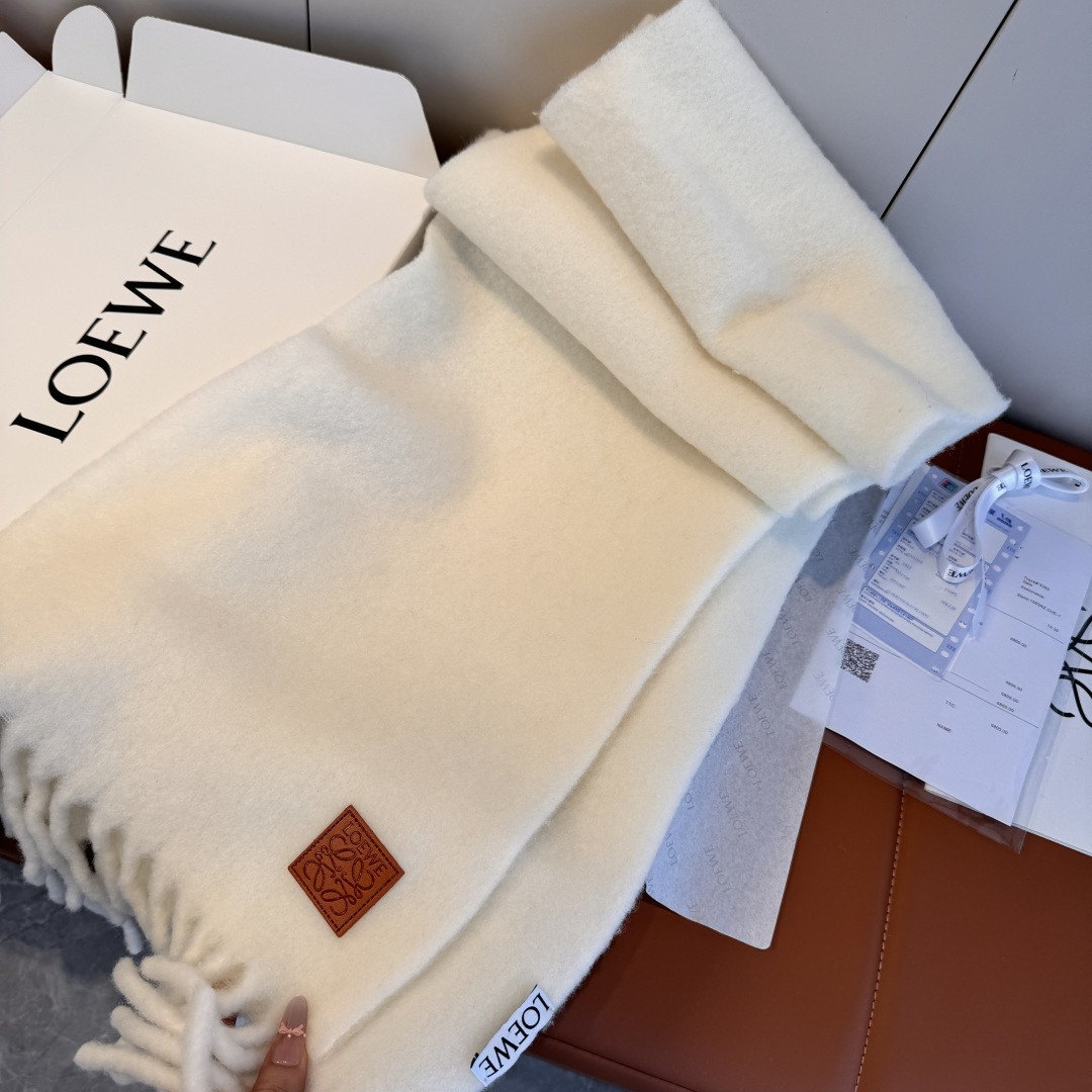 L0ew* scarf 23x185cm