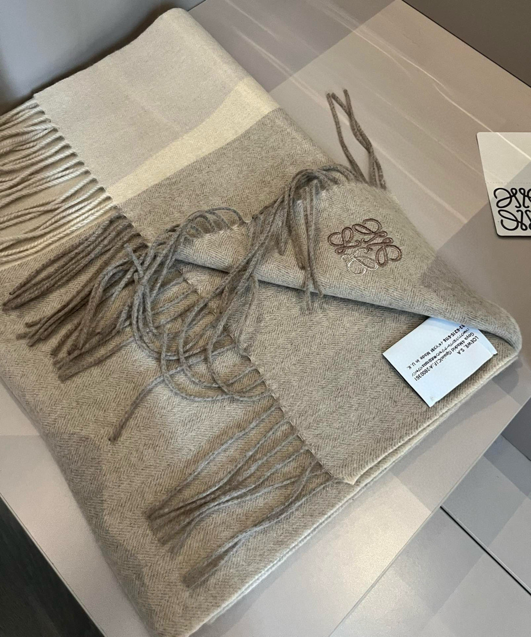 L0ew* scarf 35x180cm