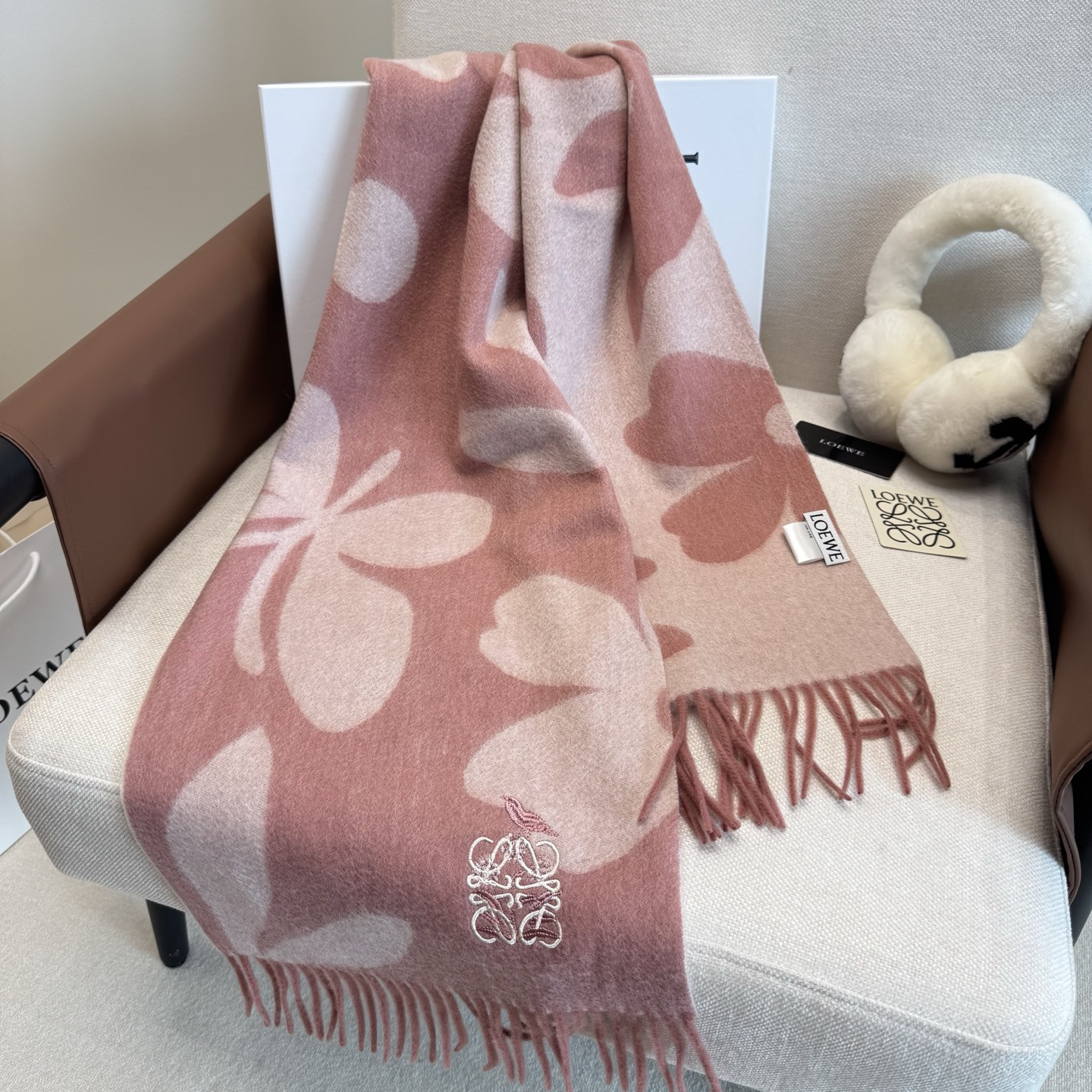 L0ew* scarf 35x180cm