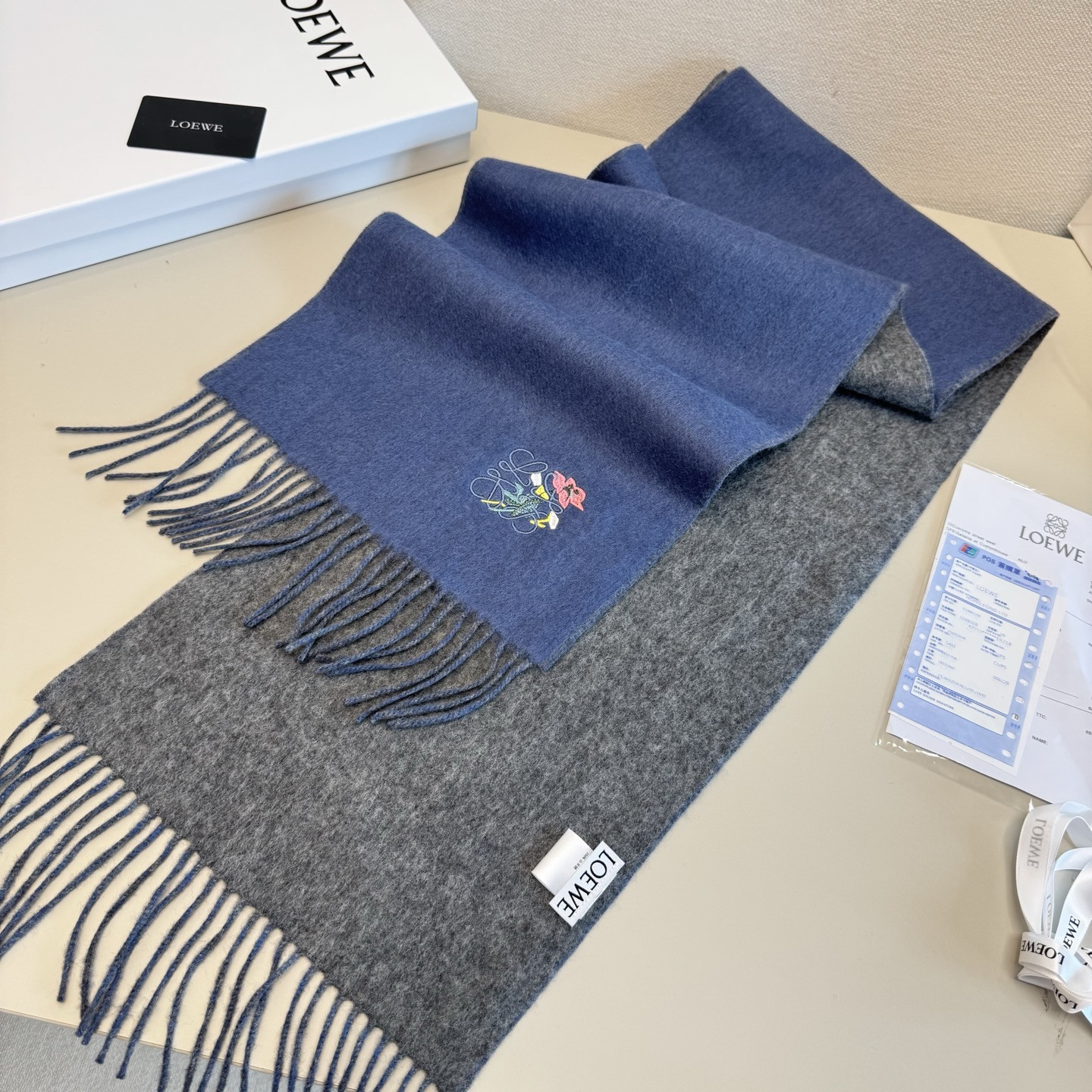 L0ew* scarf 35x180cm