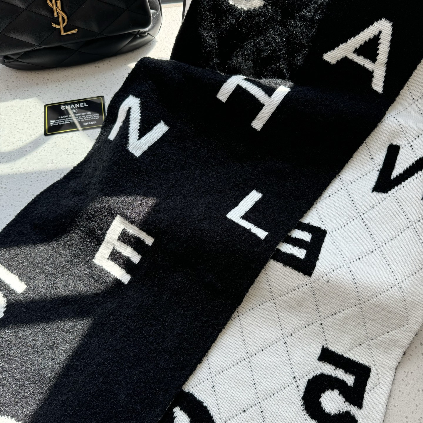 Ch**el scarf 30x180cm