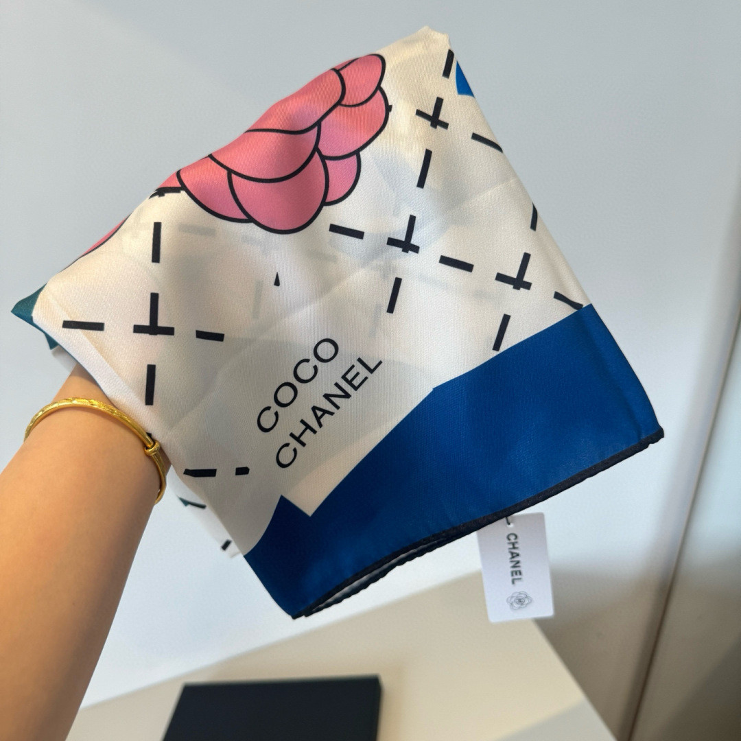 Ch**el scarf 90x90cm