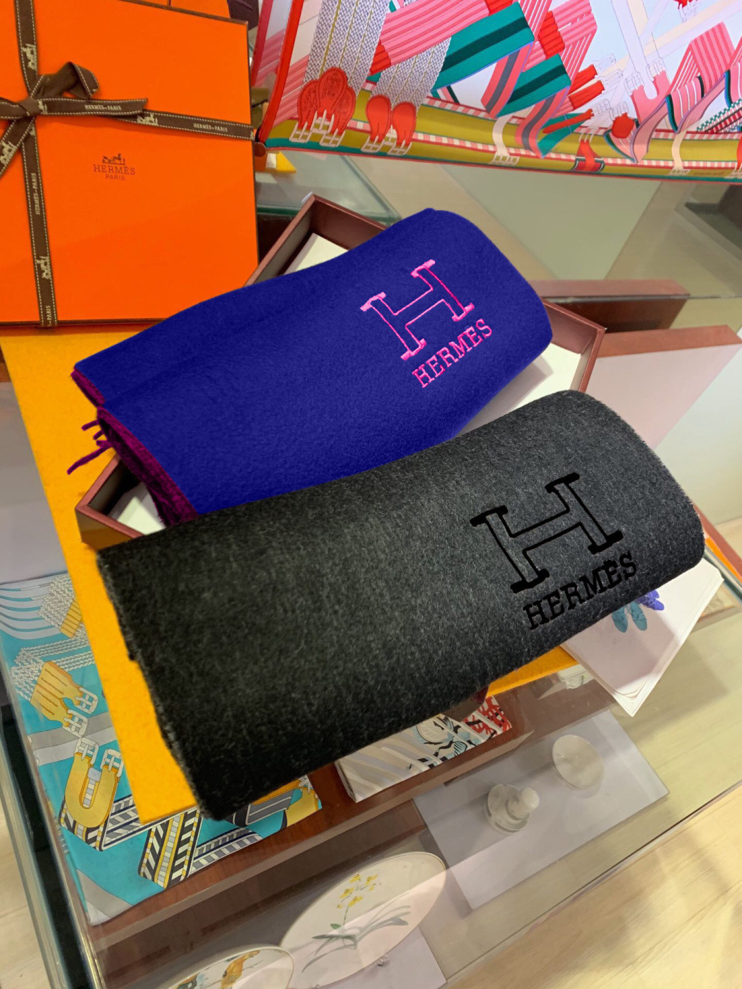 H**me5 scarf 30x200cm