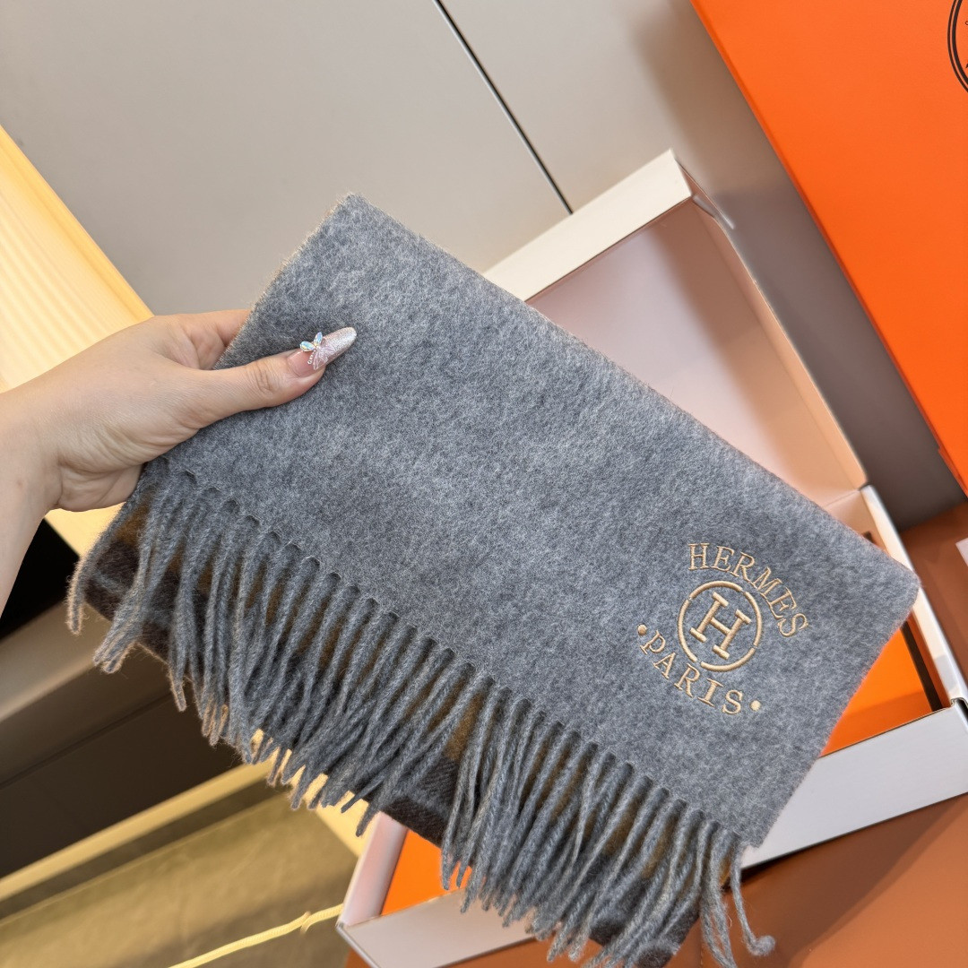 H**me5 scarf 30x180cm