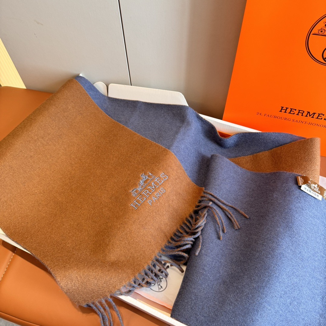 H**me5 scarf 30x180cm