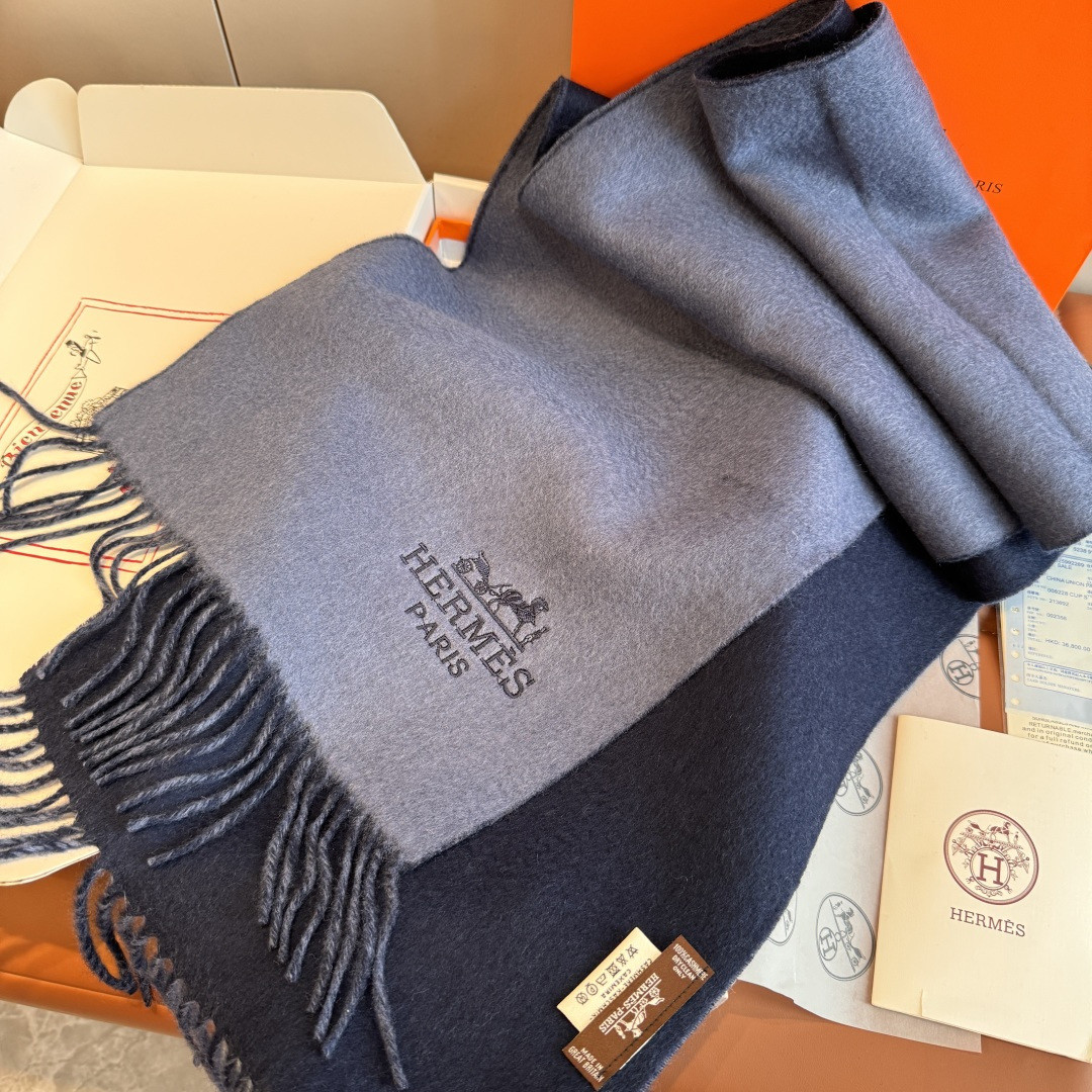 H**me5 scarf 30x180cm