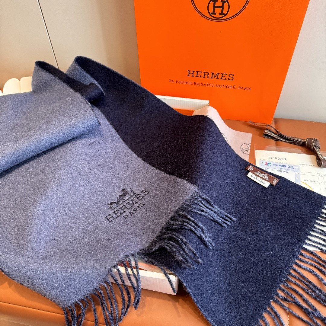 H**me5 scarf 30x180cm