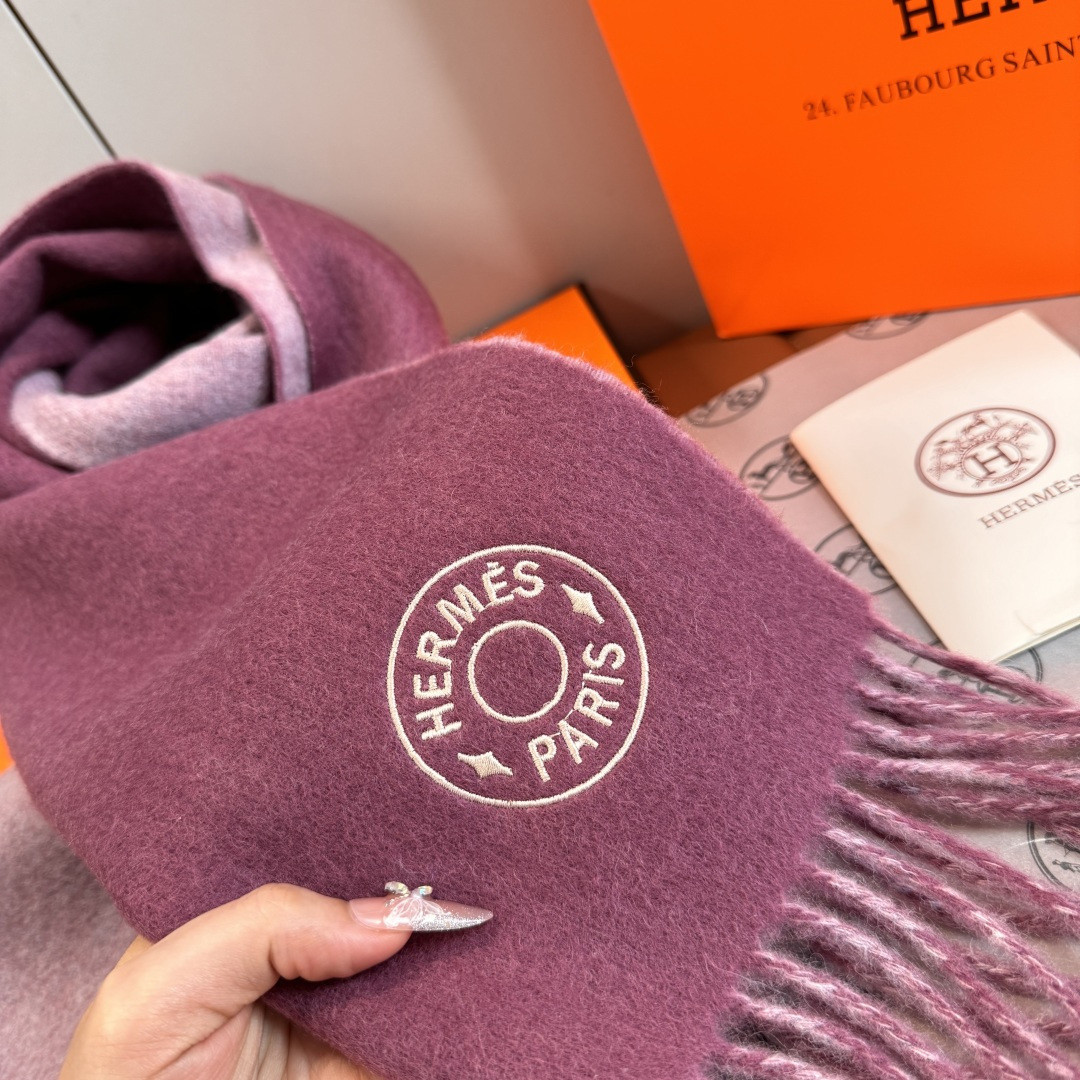 H**me5 scarf 30x180cm