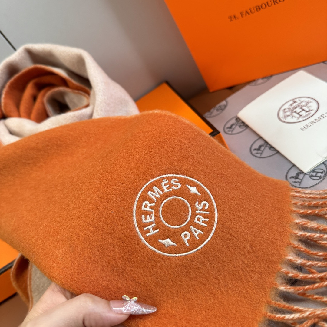 H**me5 scarf 30x180cm